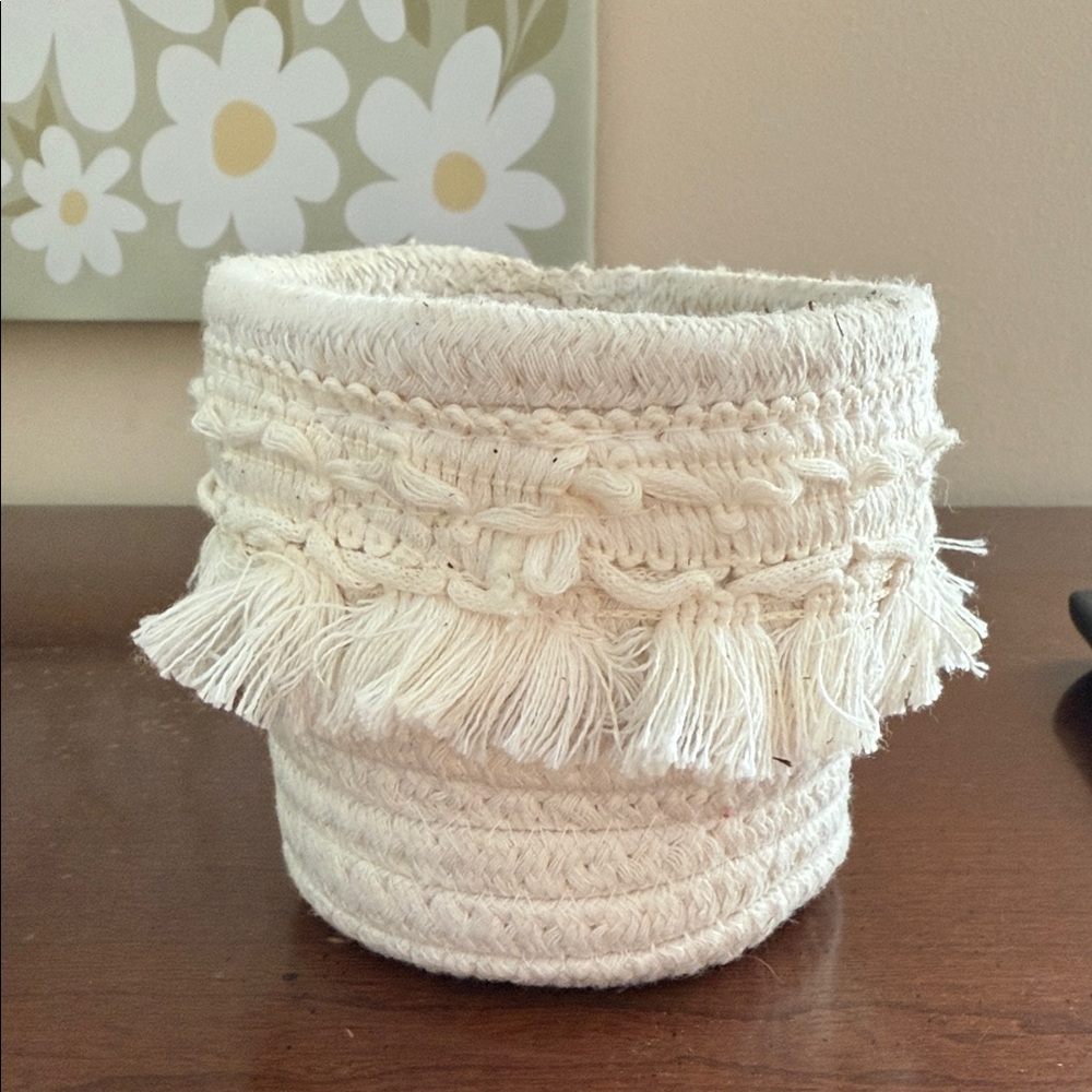 Cream Woven Basket with Fringe